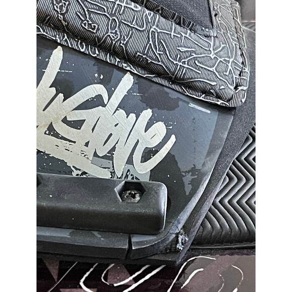 Body Glove Wakeboard With Bindings Y2K 2000's Vintage - Picture 13 of 14